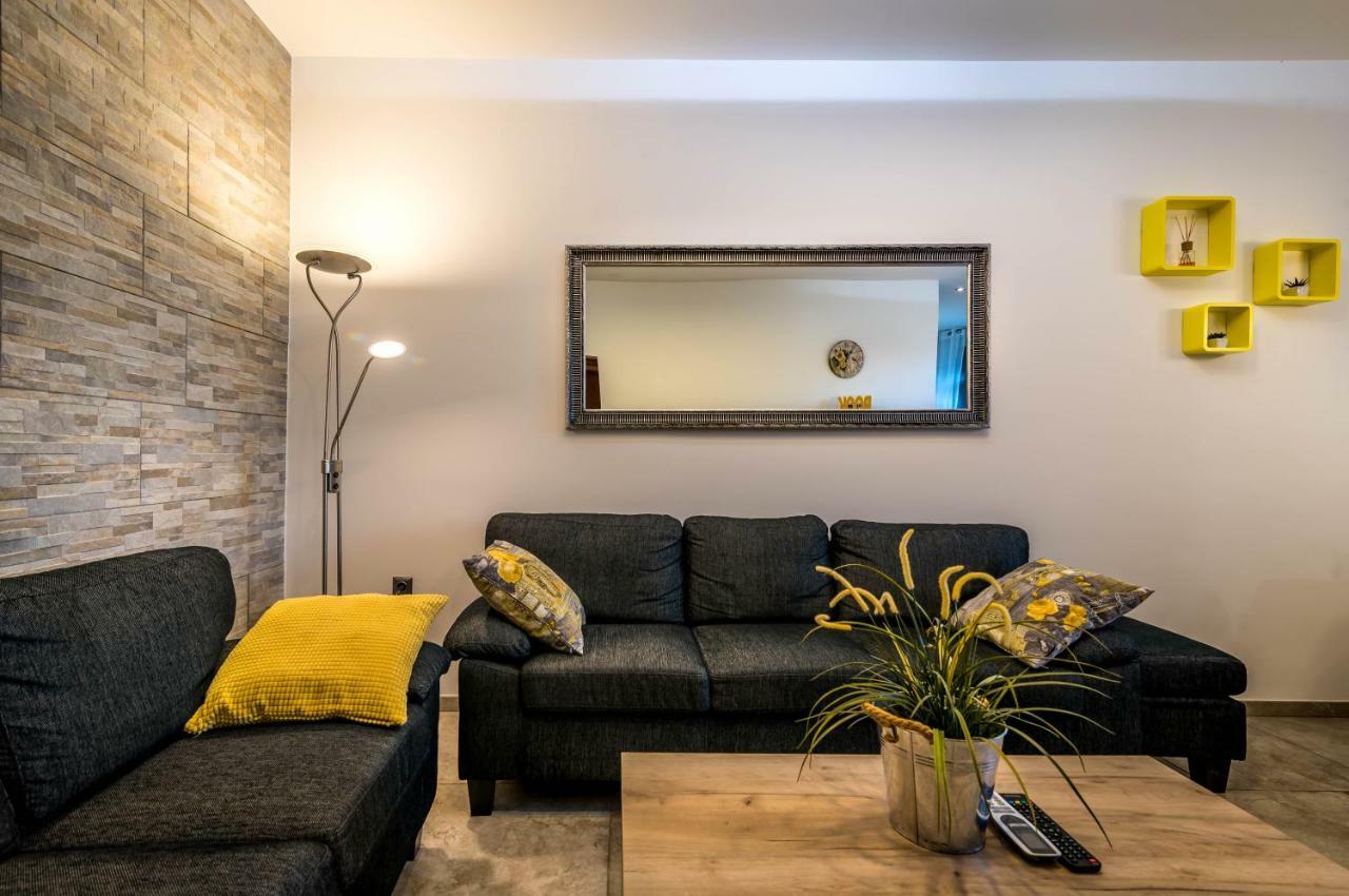 Apartment Goga พูลา ภายนอก รูปภาพ