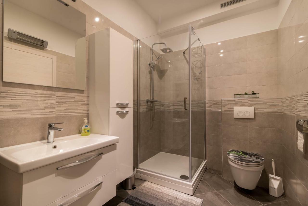 Apartment Goga พูลา ภายนอก รูปภาพ